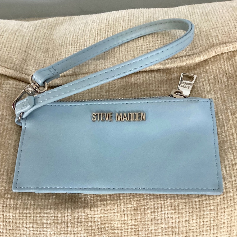 Steve Madden wristlet cardholder